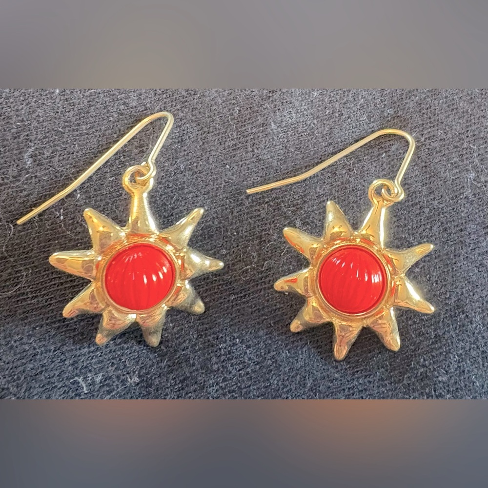 MONET Sun-styled earrings